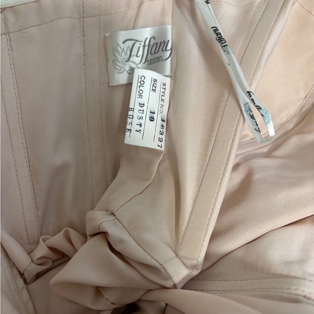 🌸 Pink Grad/Prom Dress – Excellent Condition!🌸 - Picture 4 of 8